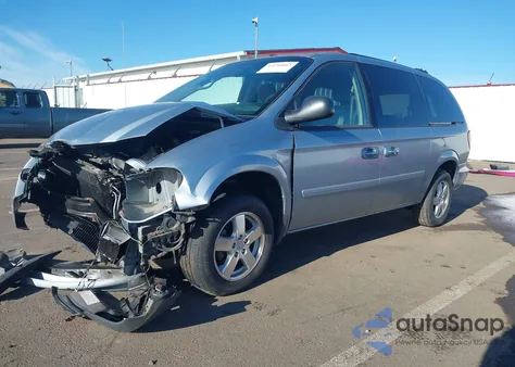 2006 Dodge Grand Caravan Sxt z USA, uszkodzony, nr VIN 2D4GP44L76R746906